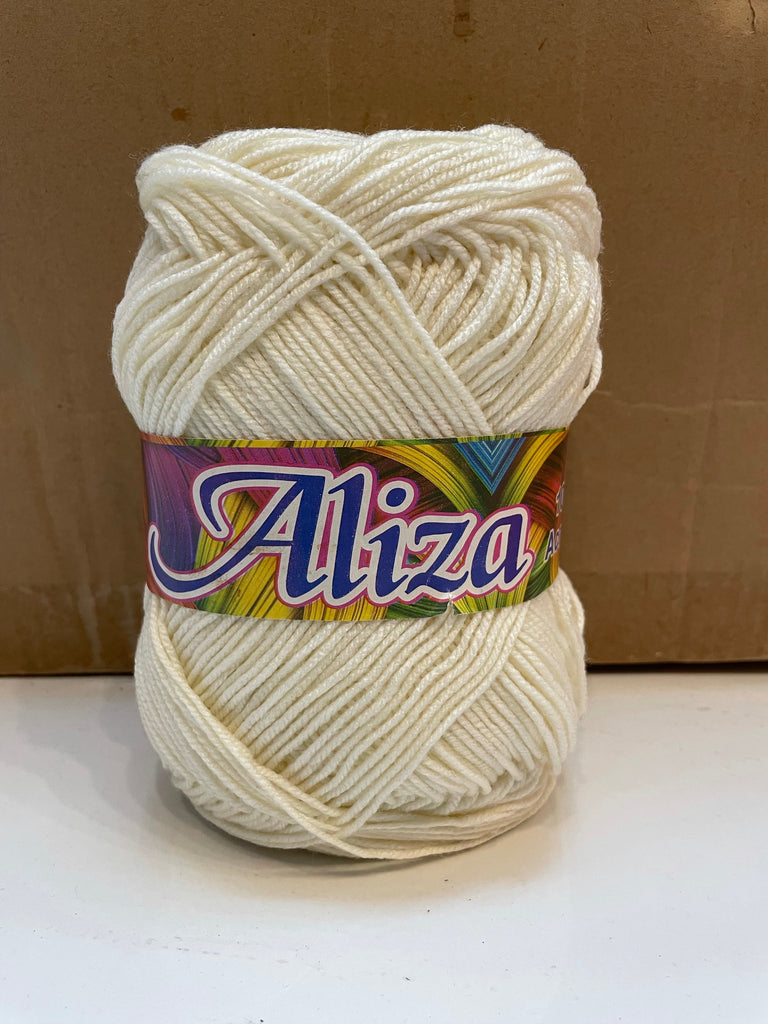 Aliza Yarn Ball (3ply)