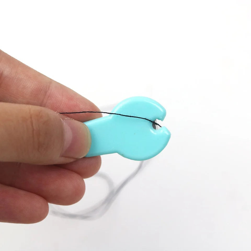 Multi-function Sewing Needle Threader with Knife Thread Cutter DIY Needlework Sewing Tool (6pcs)