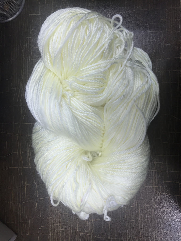 Super Soft Silky Yarn - Hank (300-350g)