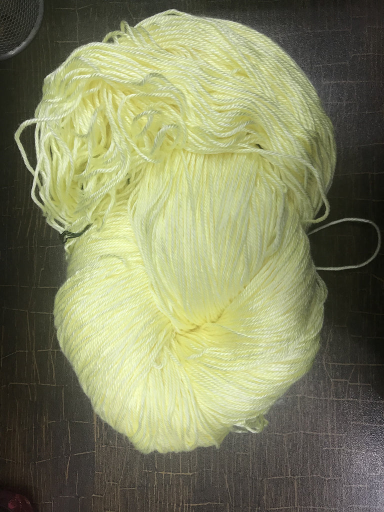 Super Soft Silky Yarn - Hank (300-350g)